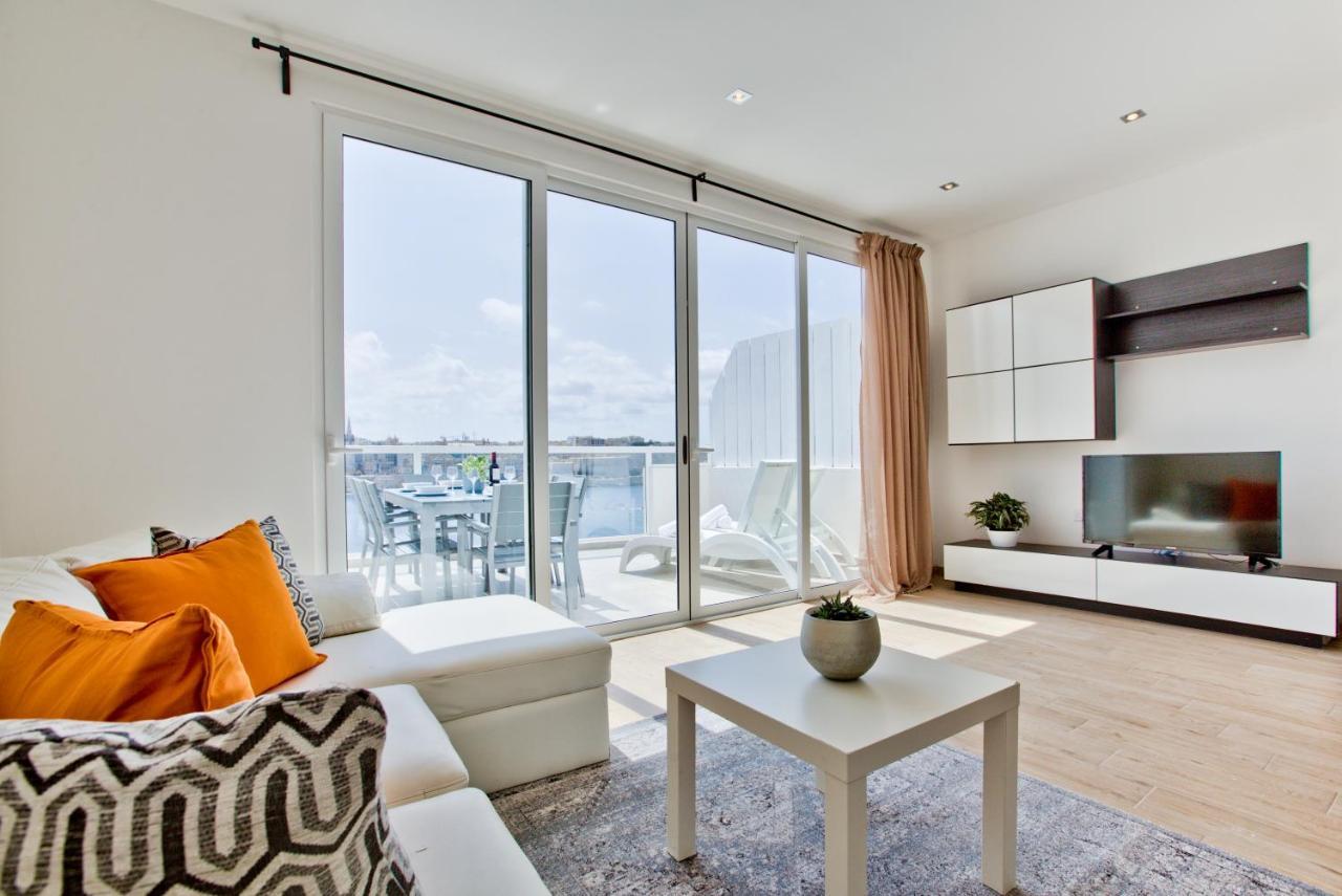 Appartement Sliema Duplex Penthouse With Sea Views & Private Terrace By Shortletsmalta Extérieur photo
