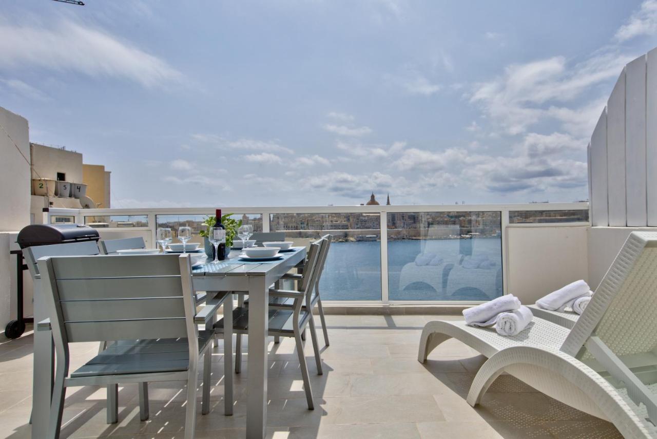 Appartement Sliema Duplex Penthouse With Sea Views & Private Terrace By Shortletsmalta Extérieur photo