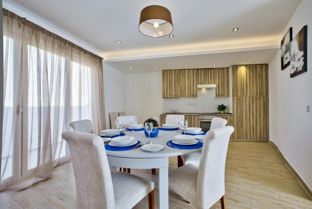 Appartement Sliema Duplex Penthouse With Sea Views & Private Terrace By Shortletsmalta Extérieur photo